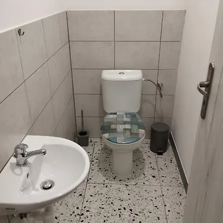 Svata アパート Zdice